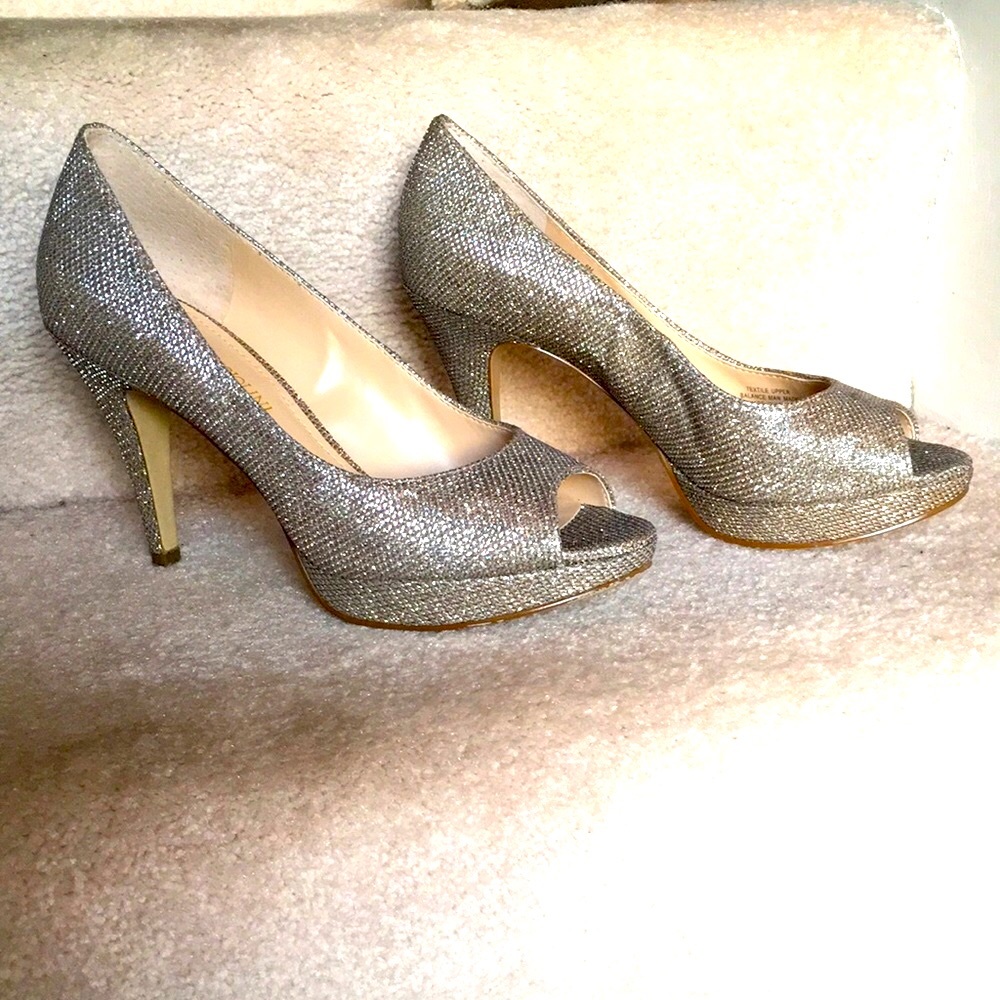 Champagne metallic Enzo Angiolini Heels